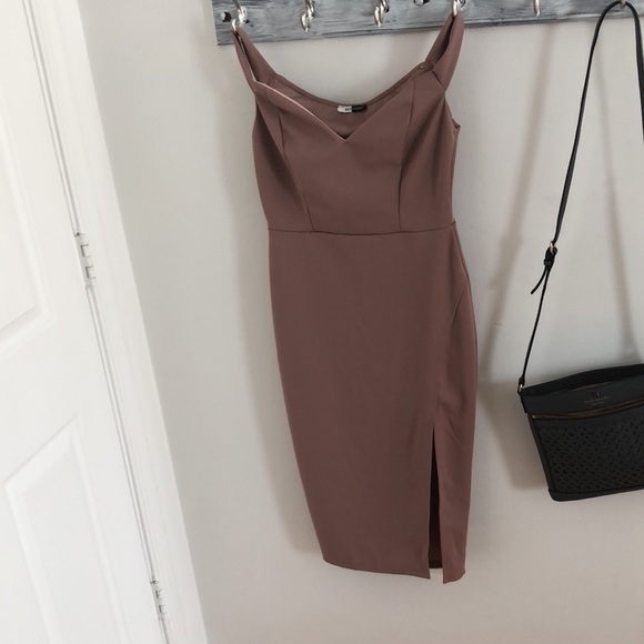 SOLD🔥Evening dress stretchy form fitting size L - Picture 3 of 9